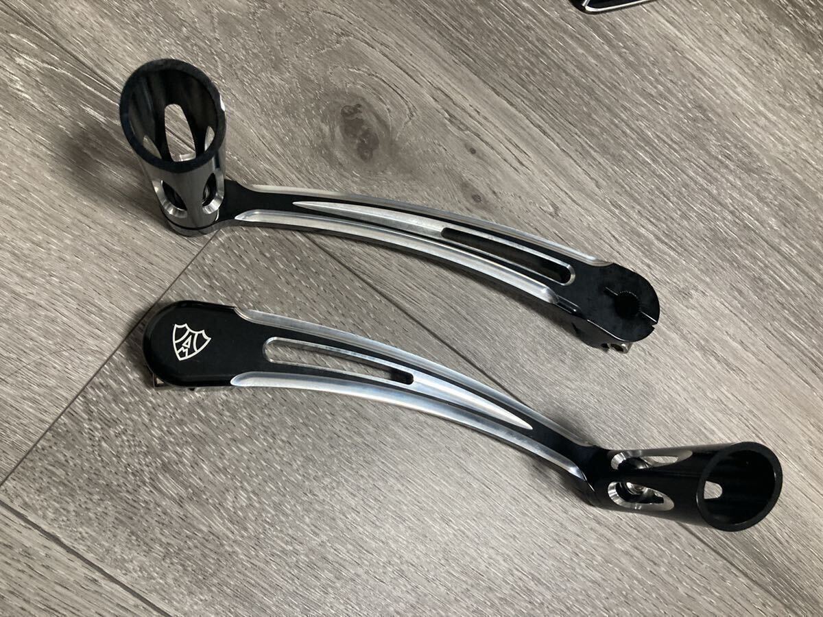 即納　送料込み フロアボード フルセット　パッセンジャー　ハーレー　ツーリング　ソフテイル フットペグ　シフター　ブレーキ　ブラック1_画像2