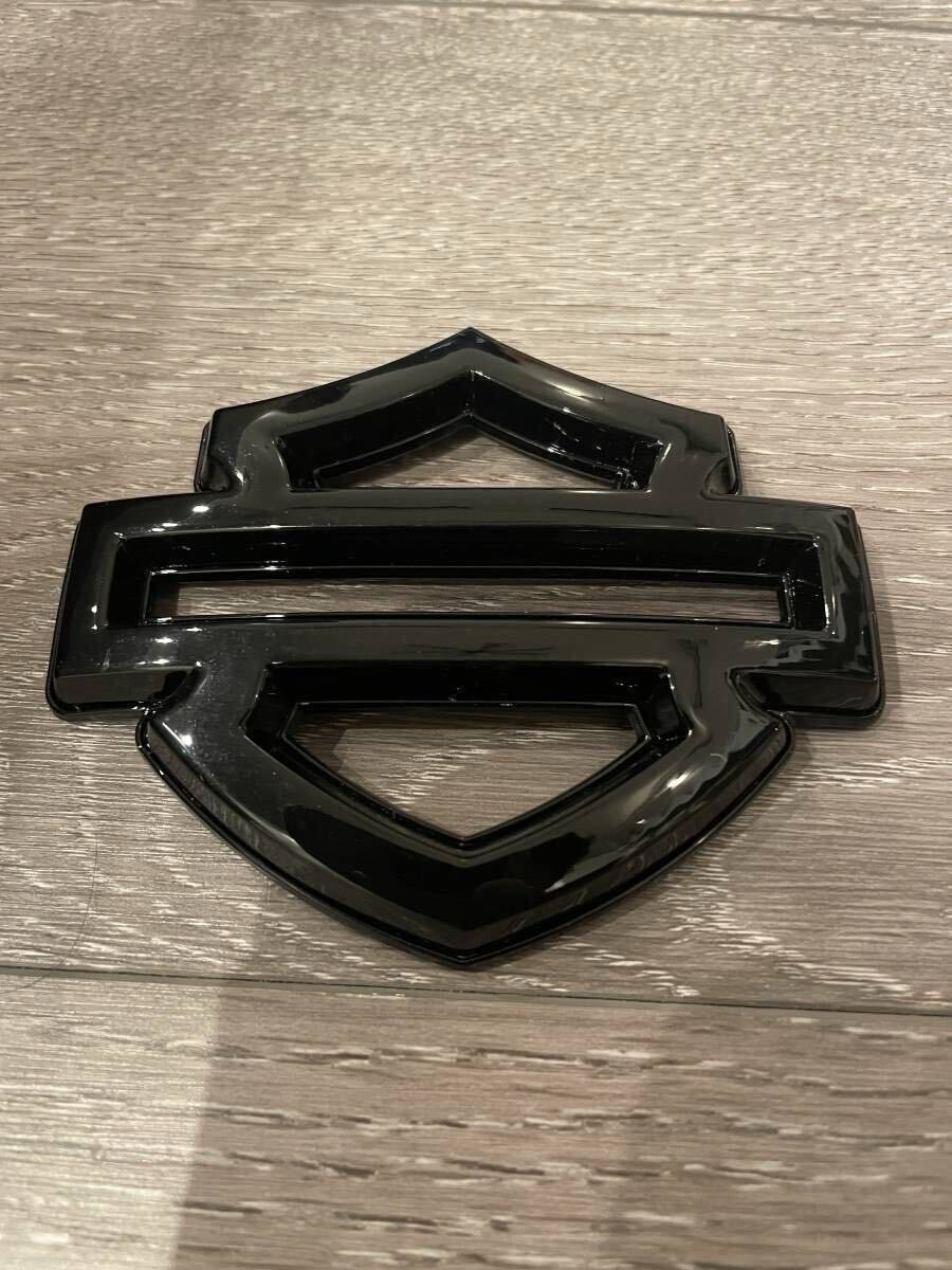 在庫処分 グロスブラック×ブラック cvo 3D エンブレム 送料無料 即納 ハーレー ツーリング ソフテイル ダイナ_画像2