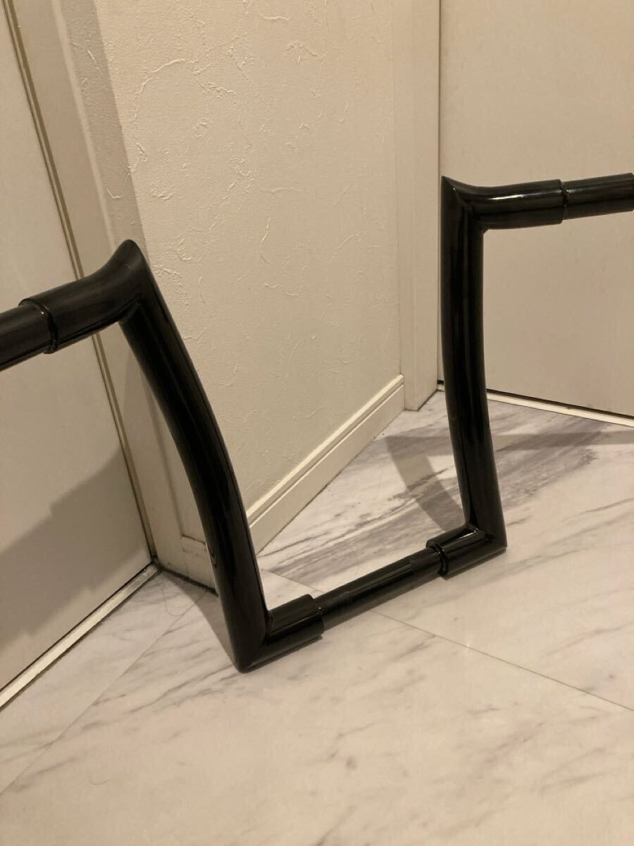 送料込み　ハーレー　 14インチ　ハンドル　エイプ　バガー　ソフテイル ダイナ　スポーツスター　ロードグライド　1.5インチ　ブラック_画像2