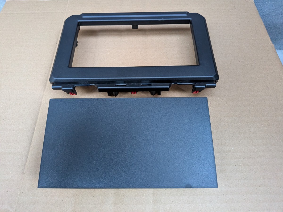 ジムニーノマド 新車外し オーディオレスパネル 7インチ用オーディオパネル 73821-80TO 39161-81PO_画像1