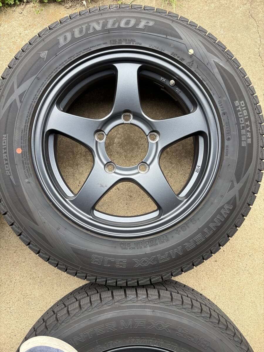 175/80R16 16インチ 4本 スタッドレスタイヤ ホイール ナット付 ウィンターマックス ジムニー JB64 2023年製タイヤ_画像5