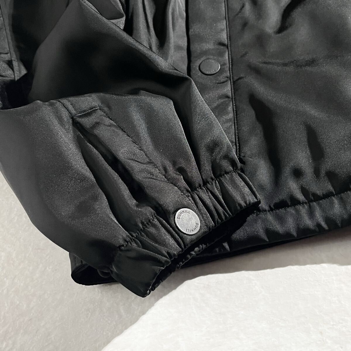 驚愕XXL!!/超美品 ●dunhill【現行タグ/ロゴジャガード織/ラゲージ】ダンヒル メンズ ●ブラックジャケット ブルゾン 胸元ワッペン wジップ_画像9