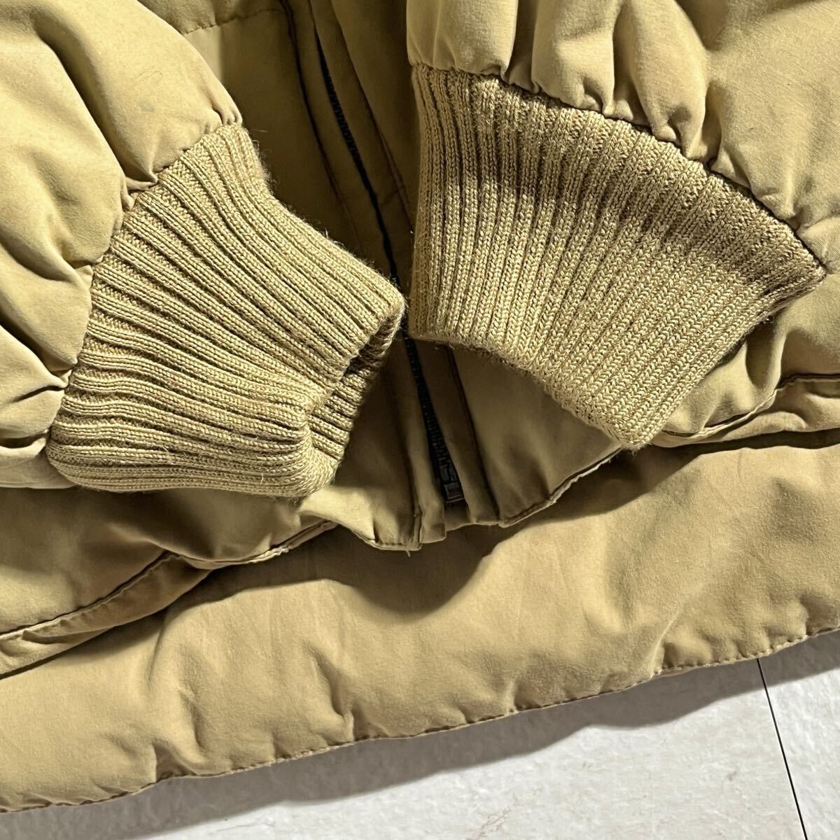 美品/XL●FILSON【重厚感/クラシック】フィルソン メンズ 高品質 ダウンジャケット アウター リブ仕様 実用性 オイルフィニッシュ ベージュ_画像9