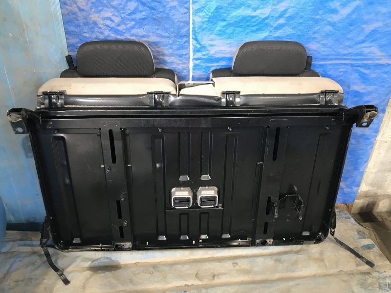 TV1/TV2/TW1/TW2 サンバー ディアス 最終型 リアシート ※個人宅配送不可_画像9