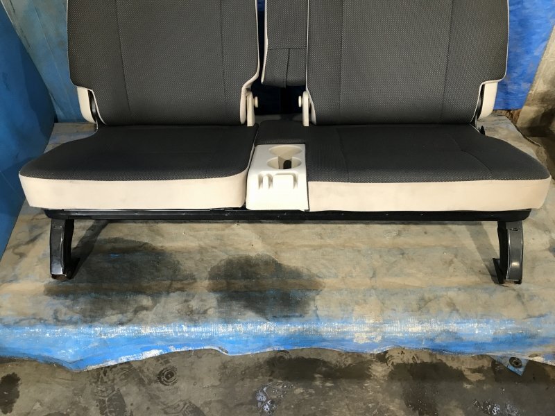 TV1/TV2/TW1/TW2 サンバー ディアス 最終型 リアシート ※個人宅配送不可_画像4