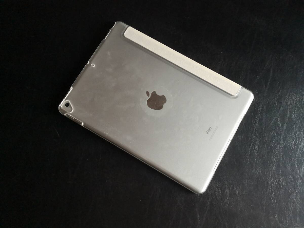 (アウトレットg-11) 薄型軽量 iPad 7世代/8世代/9世代 ホワイト スマートケース _画像6