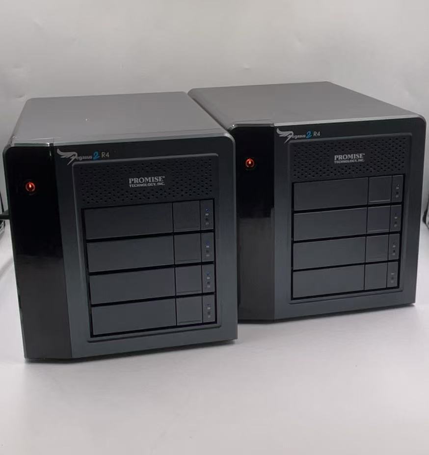 Promise Technology PEGASUS2 R4 3.5型ケースのみ 「2台セット」★通電確認まで ・ 現状品_画像1