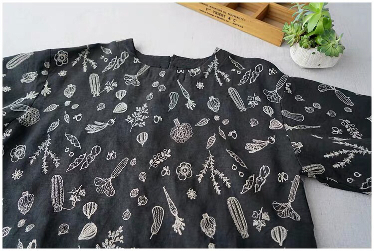 可愛いモチーフの総刺繍リネン100％大人可愛いトップス♪_画像3