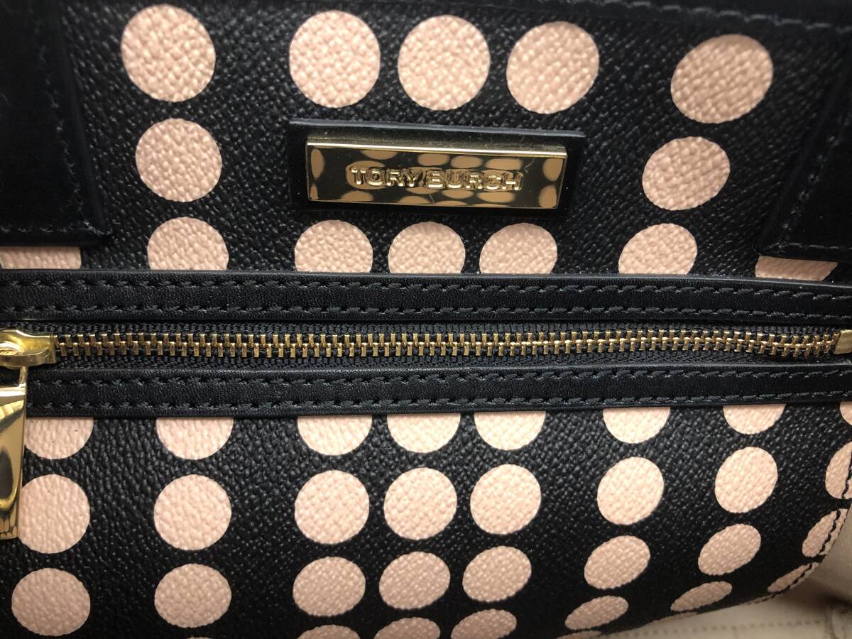 正規品 TORY BURCH トリーバーチ バッグ ハンドバッグ 斜め掛け 2way PVCレザー ドット ピンク×ブラック ロゴ レディースバッグ かわいい _画像8