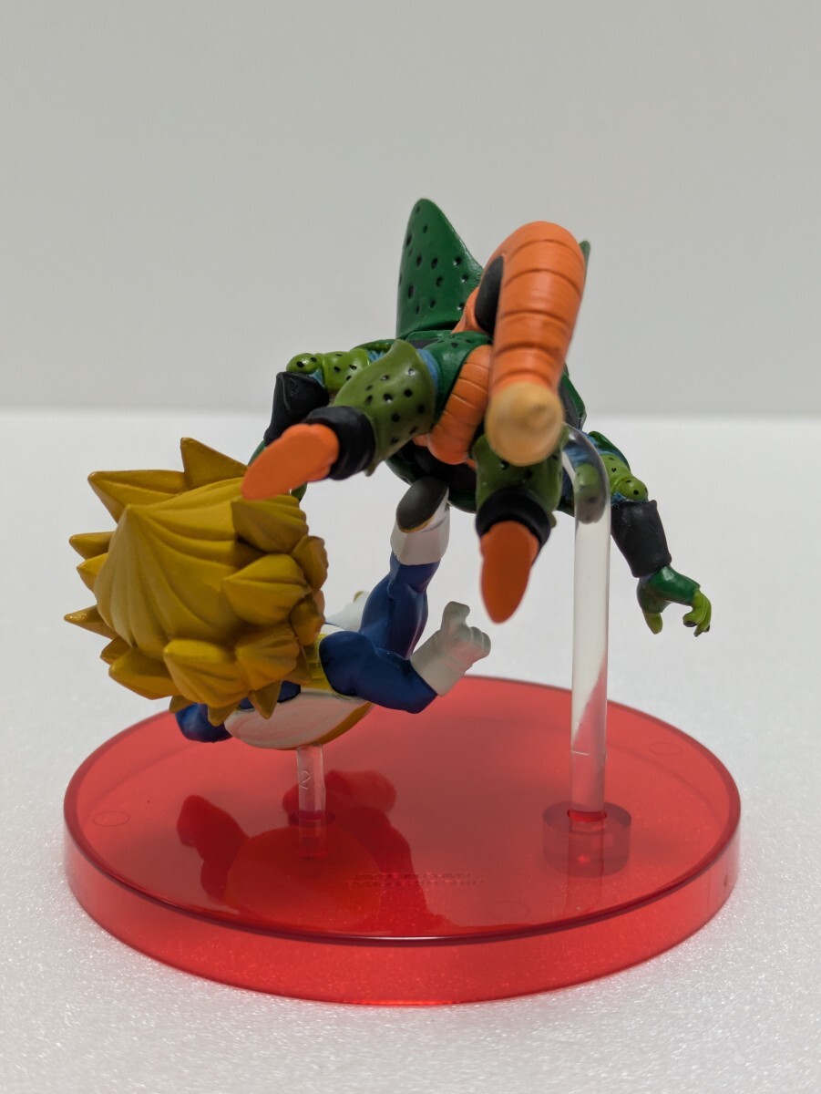 一番くじ ワールドコレクタブルフィギュア ドラゴンボール Z編 C賞 セル＆ベジータ フィギュア 開封済み 美品_画像3