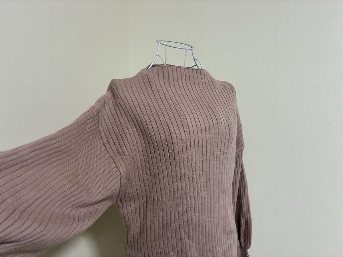 アクシーズファム☆ボリューム袖ニットプルオーバートップス、ワイドリブハイネックニットプルオーバートップス☆used_画像4