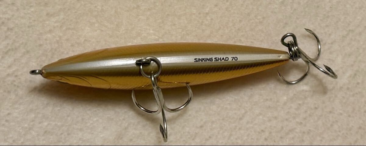 中古美品　タックルハウス シンキングシャッド70 ゴールドオレンジ_画像5