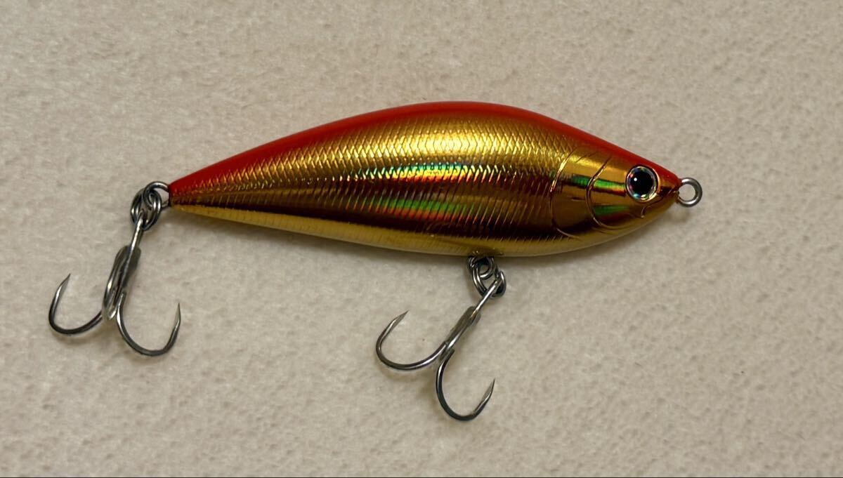 中古美品　タックルハウス シンキングシャッド70 ゴールドオレンジ_画像3