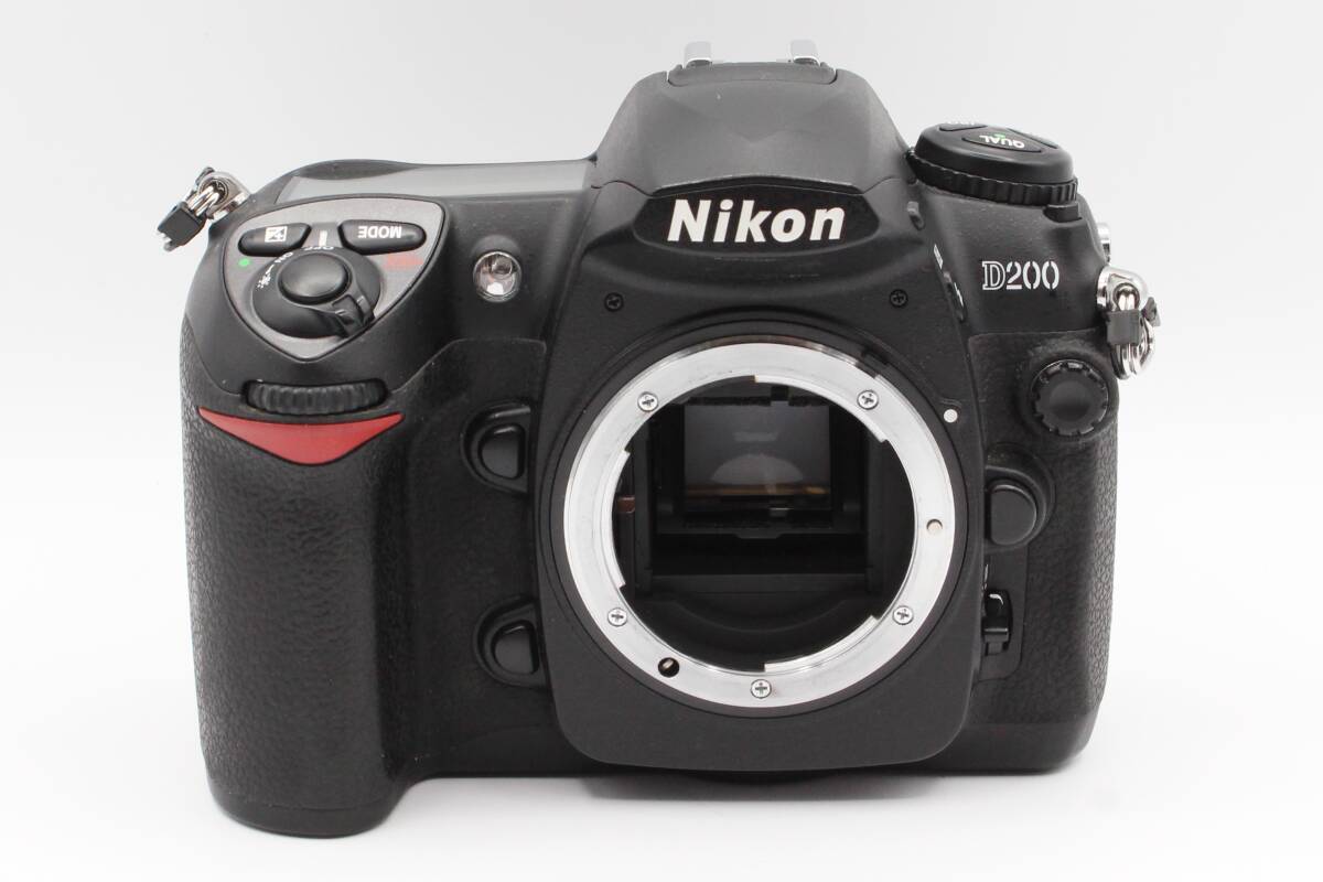 ☆★美品★ニコン Nikon D200 ボディ デジタル一眼レフ ブラック★　♯393_画像3