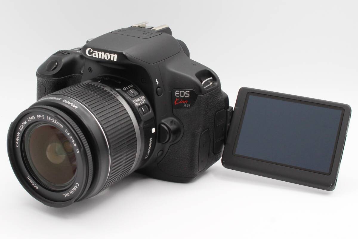 ☆★《ショット数12066回 》★キヤノン Canon EOS Kiss X6i レンズキット EF-S 18-55mm F3.5-5.6 IS 付属品多数★　♯378_画像1