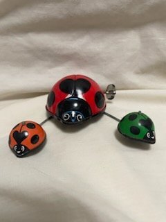 * YONE LADY BUG божьи коровки Showa Retro жестяная пластина сделано в Японии фигурка текущее состояние товар * YONE LADY BUG божьи коровки Showa Retro жестяная пластина сделано в Японии фигурка текущее состояние товар