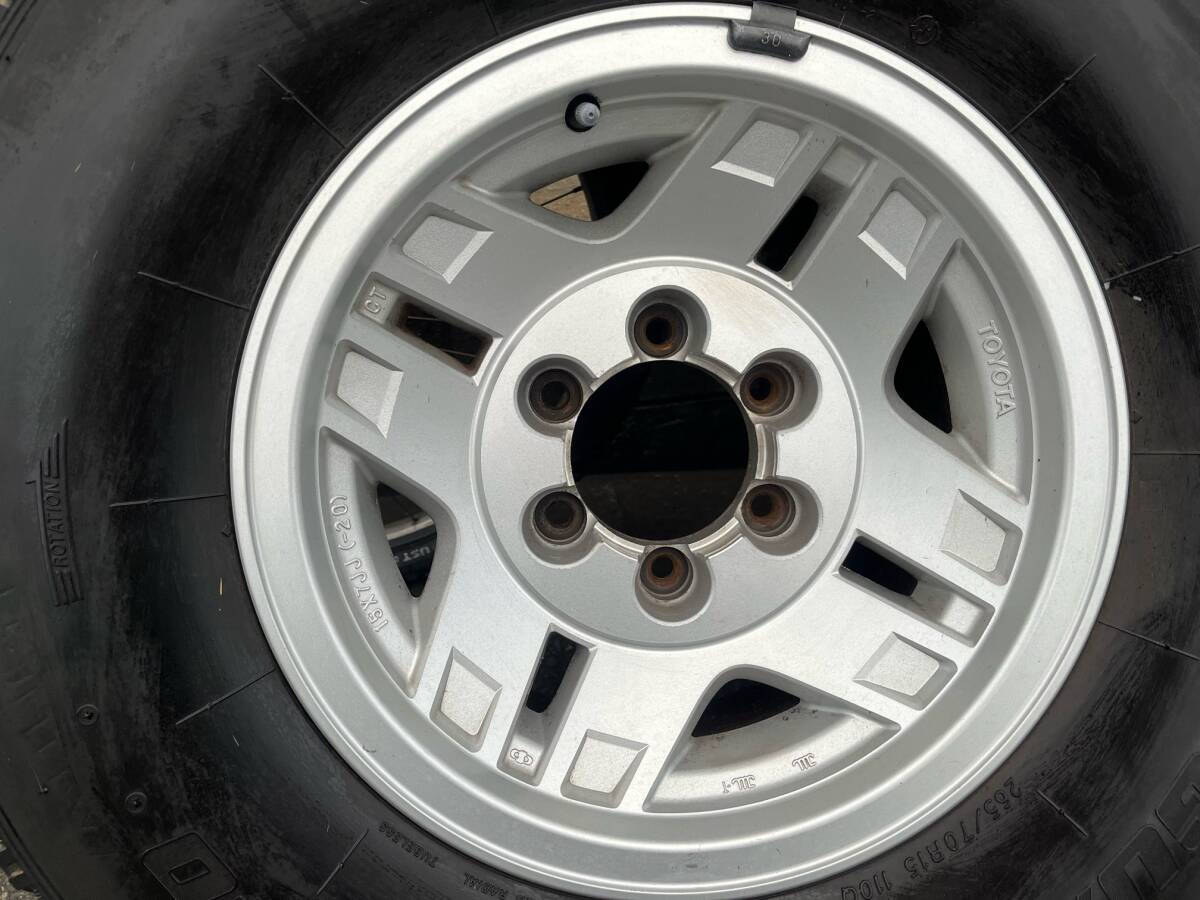 ランドクルーザー　ワイド用スタッドレスタイヤ&純正ホイール4本セット_画像3