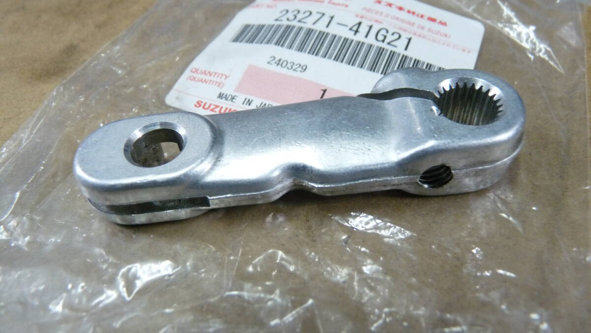 スズキ純正パーツ クラッチレリーズレバー　GSX-S1000　GSX750用かとおもいます　２３２７１-４１G21_画像6
