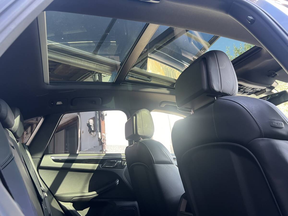 特選車　ポルシェ　マカン　S ４WD 3000cc ガソリン車　パノラマガラスサンルーフ　内外装美車　ベンチレーション　検あり　即乗り　_画像9