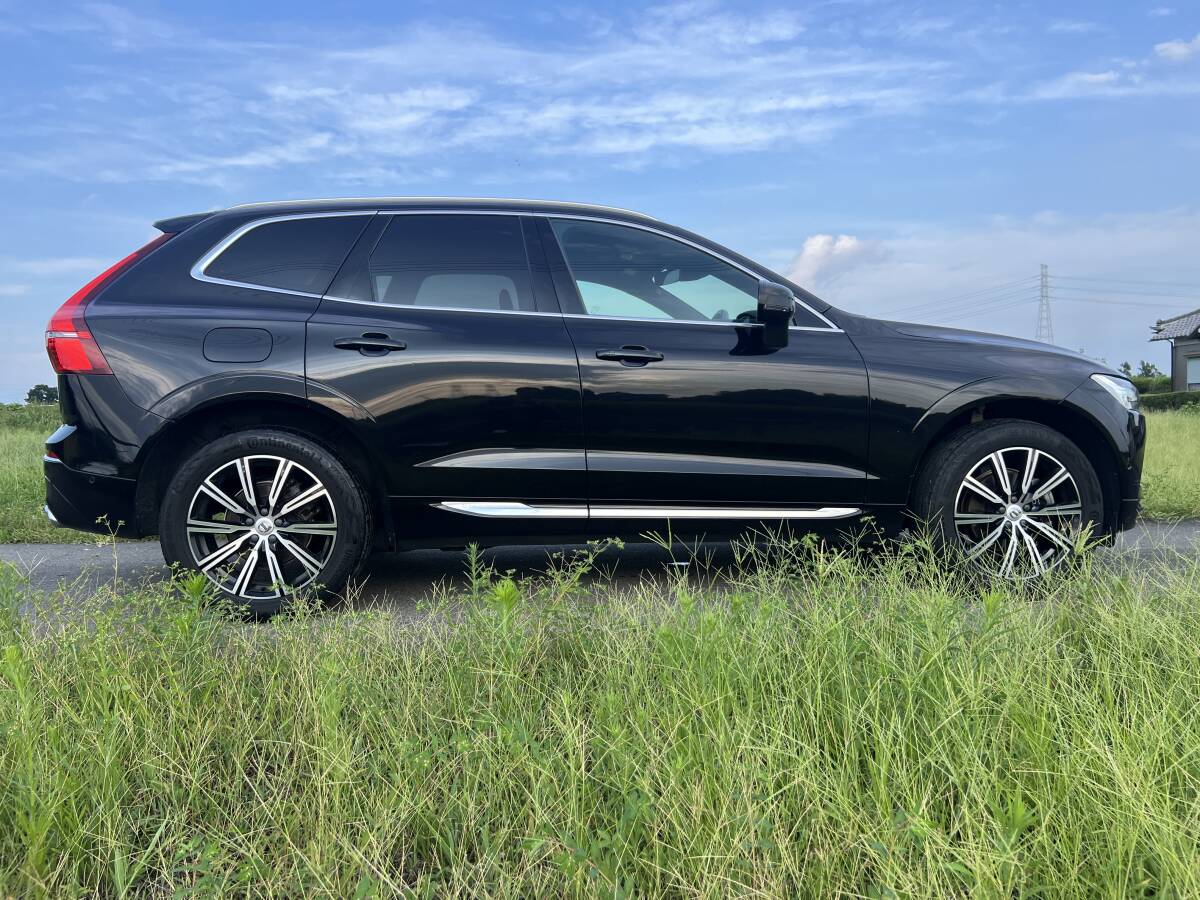 R2年モデル　ボルボ　XC60 D4 インスクリプション　AWD ディーゼル車　ヘッドアップディスプレイ　レザー　車検R9年8月　乗って帰れます_画像4