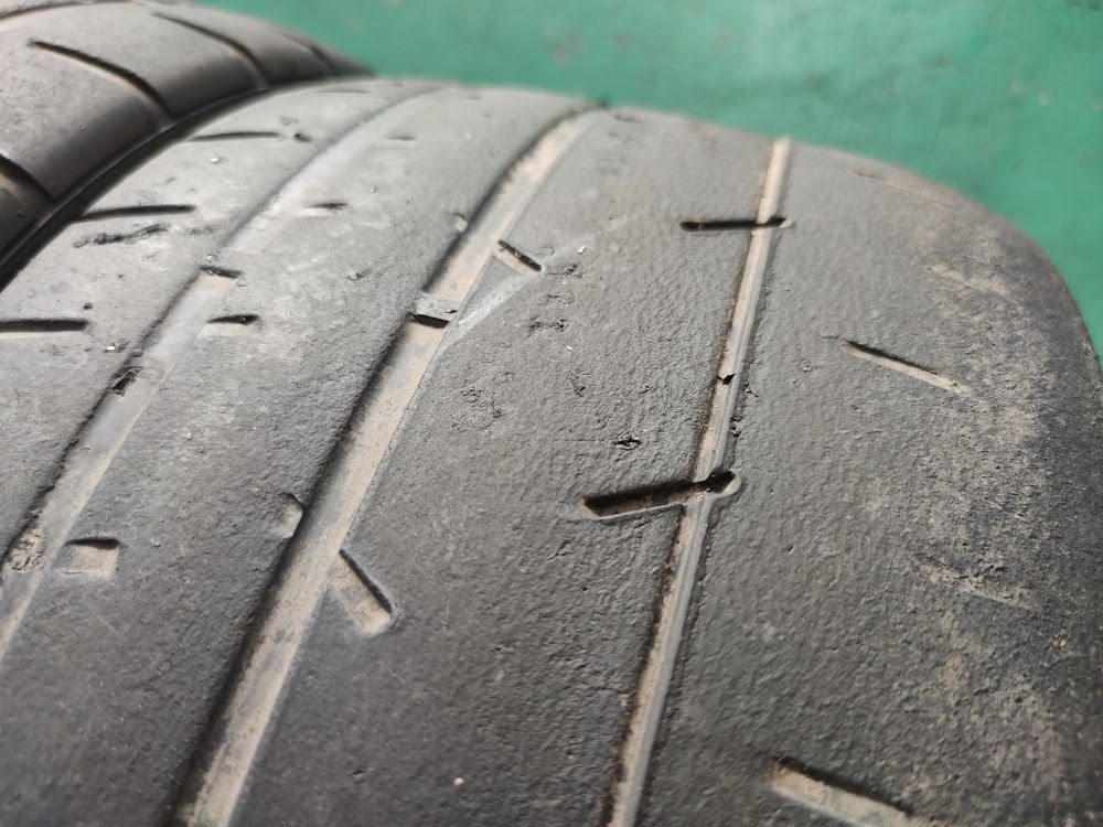 【練習用にいかがでしょうか】265/35ZR18 97Y XL ナンカン CR-S 中古品2本セット①(Ｍ)_画像2