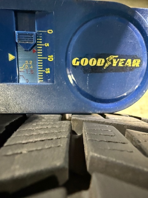 【スタッドレス】175/65R14 82Q YOKOHAMA ヨコハマ ice GUARD6 アイスガード6 iG60 22年製 中古品4本セット(F)_画像6