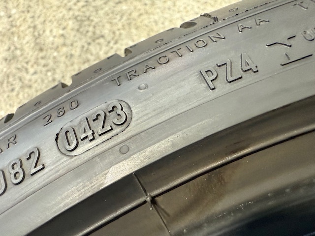 【Mercedes承認】225/40R19 93Y PIRELLI ピレリ PZERO Pゼロ PZ4 MOE メルセデス承認 RFT ランフラット 23年製 中古品2本セット(F)_画像9