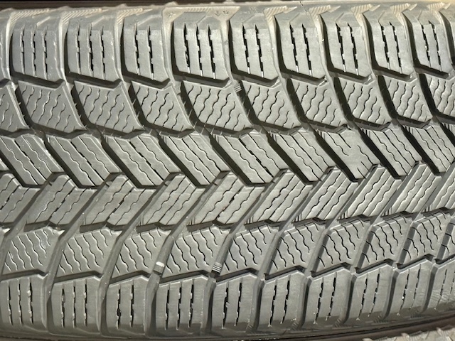 【今が買い時！！】215/55R17 98H MICHELIN ミシュラン X-ICE SNOW Xアイス スノー スタッドレス 20年製 中古品4本セット(F)_画像4