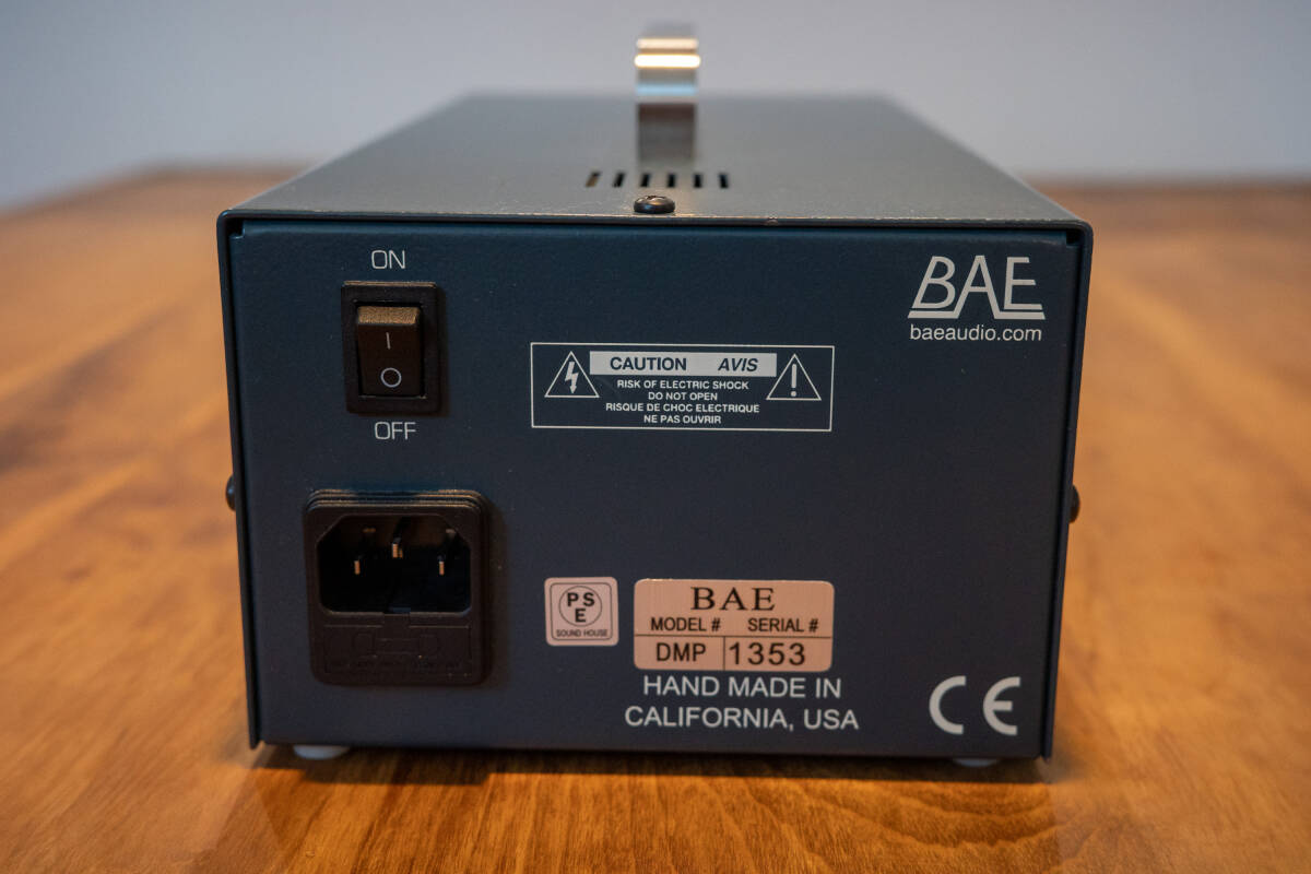 BAE DMP 1073 микрофонный предусилитель DI NEVE