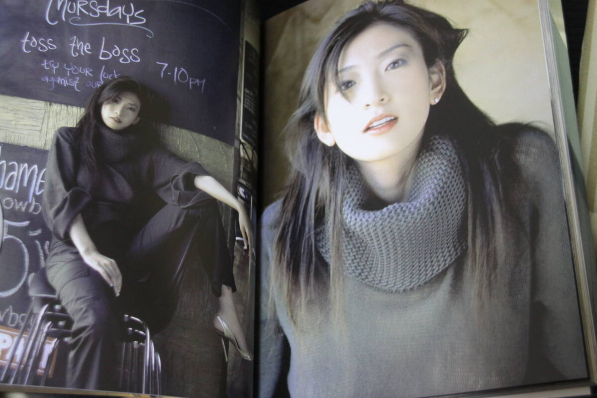 <Fumie>DVD付、中島史恵写真集、巨乳88㎝スーパーボディ、「シェイプUPガールズ」メンバー、手ブラ、下着ランジェリー、乳首ポチリ_画像7