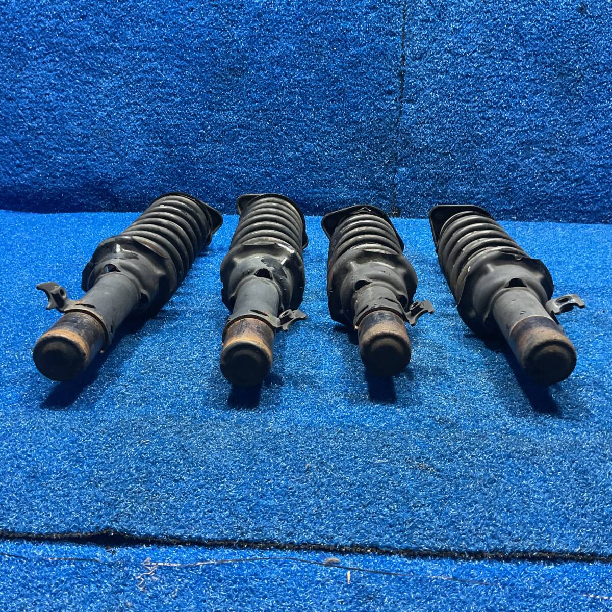 [AK-0031722][C1] H6 Honda Beat PP1 [ оригинальный подвеска стойка один шт ] 601329