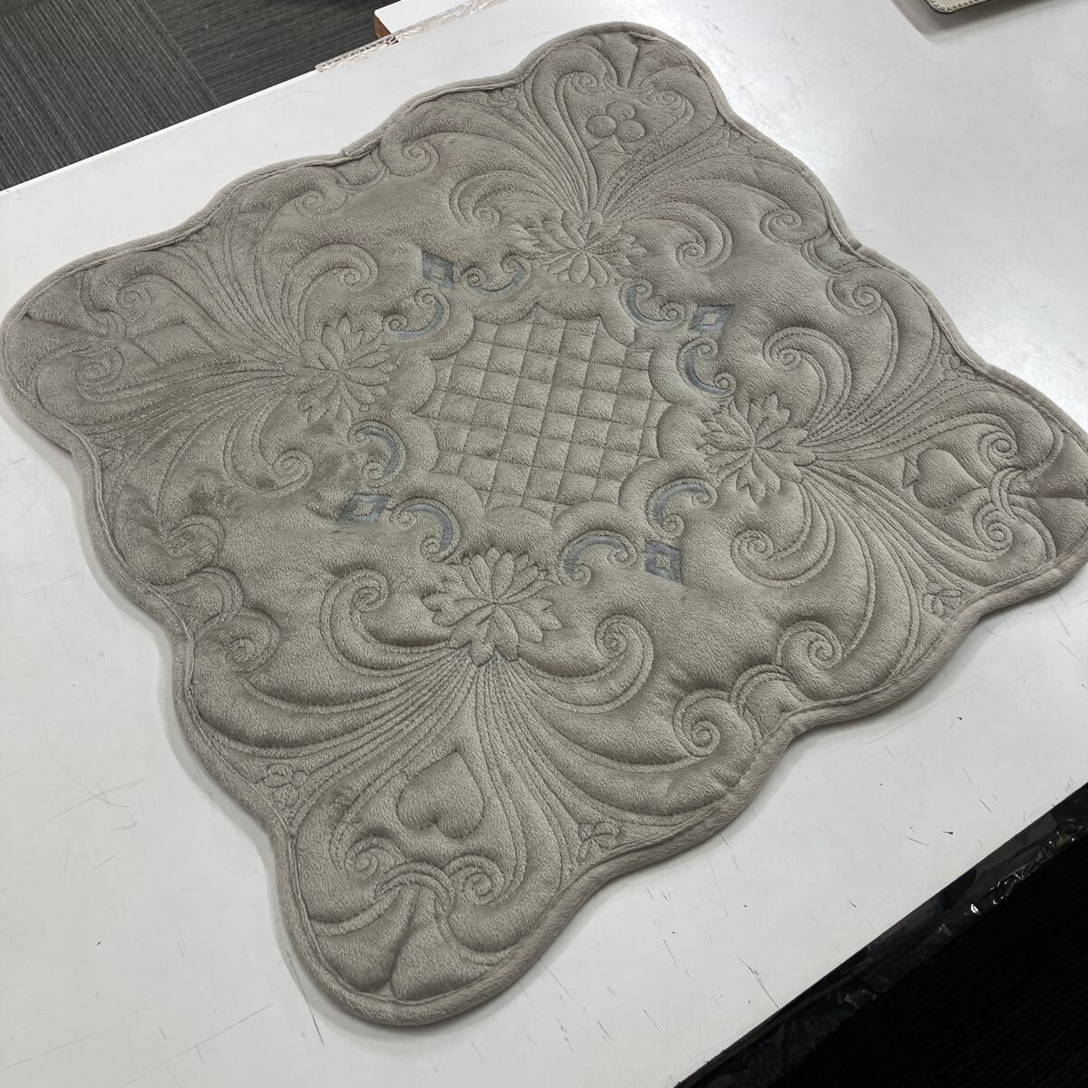 新品 ボア 薄いシート 約45㎝×45㎝ (グレー)在庫限り_画像1