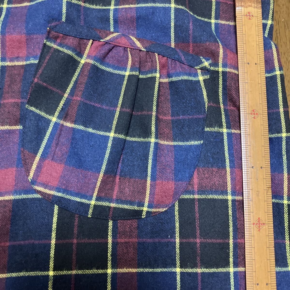 新品　割烹着　チェック柄　袖口リブ　(R)M〜L サイズ　現品限り_画像5