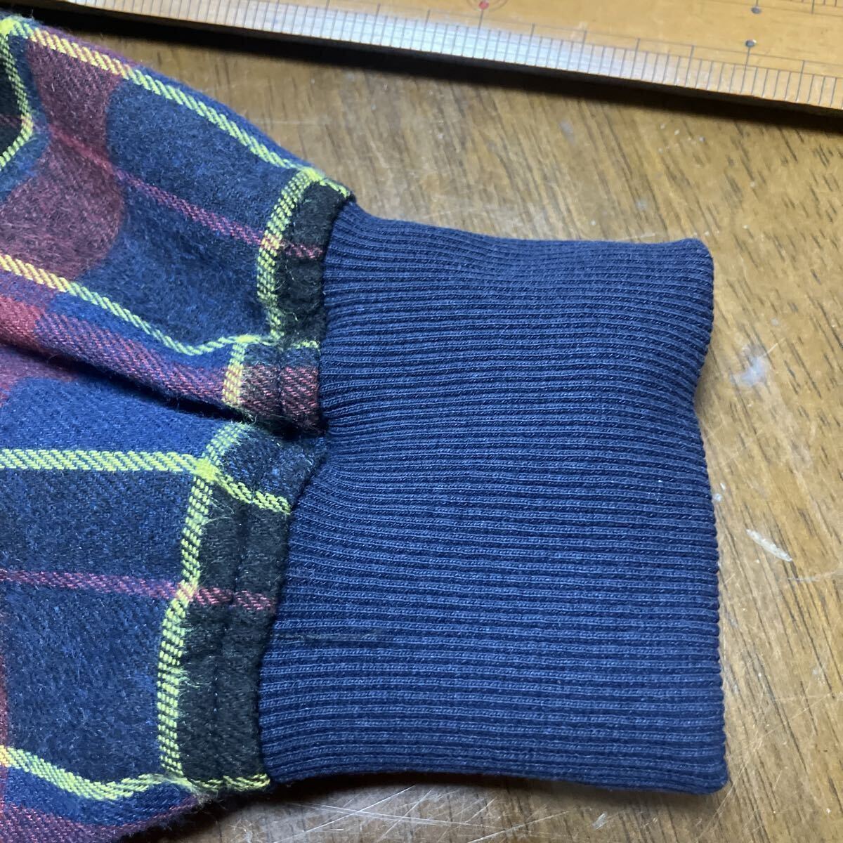 新品　割烹着　チェック柄　袖口リブ　(R)M〜L サイズ　現品限り_画像8