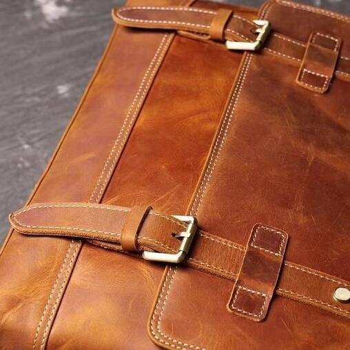 美品☆職人手作りヌメ革 メンズ ショルダーバッグ メッセンジャーバック 斜めがけ 肩掛け レザー ビジネスバッグ 大容量 通勤_画像8