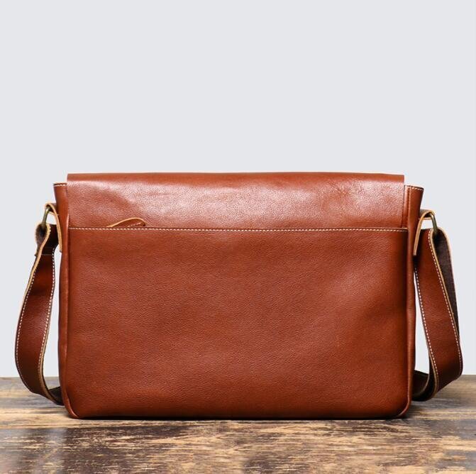 大容量 本革 メンズ 斜め掛け レザー ショルダーバッグ A4 15インチPC対応 ビジネス 男性 メッセンジャーバッグ カジュアル_画像2