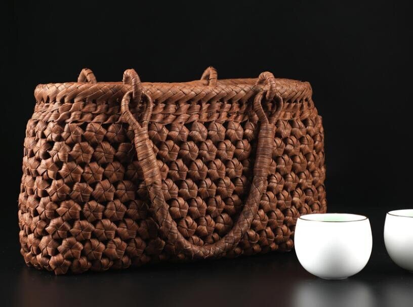 新品推薦★職人手作り良品　山葡萄かごバッグ 手編み山葡萄籠バッグ バスケット籐かご 　六角花編み_画像2