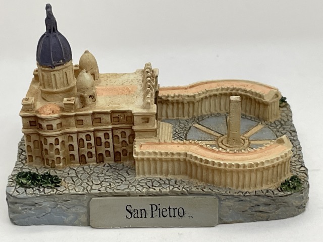 ■★カバヤ 世界遺産コレクション 05 サンピエトロ大聖堂_画像1