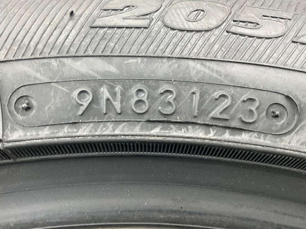 新品タイヤ 処分特価 4本セット 205/50R17 89Q トーヨー OBSERVE GARIT GIZ 冬 スタッドレス 205/50/17 b13905_画像4