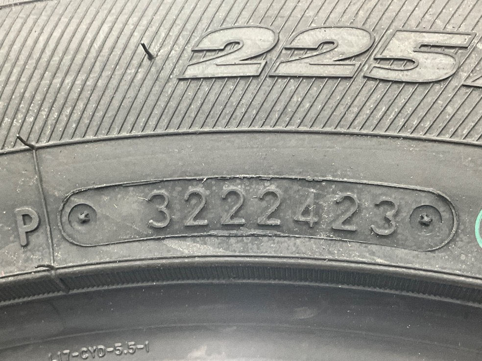 新品タイヤ 処分特価 4本セット 225/55R17 97Q トーヨー OBSERVE GARIT GIZ 冬 スタッドレス 225/55/17 アテンザ b14099_画像3