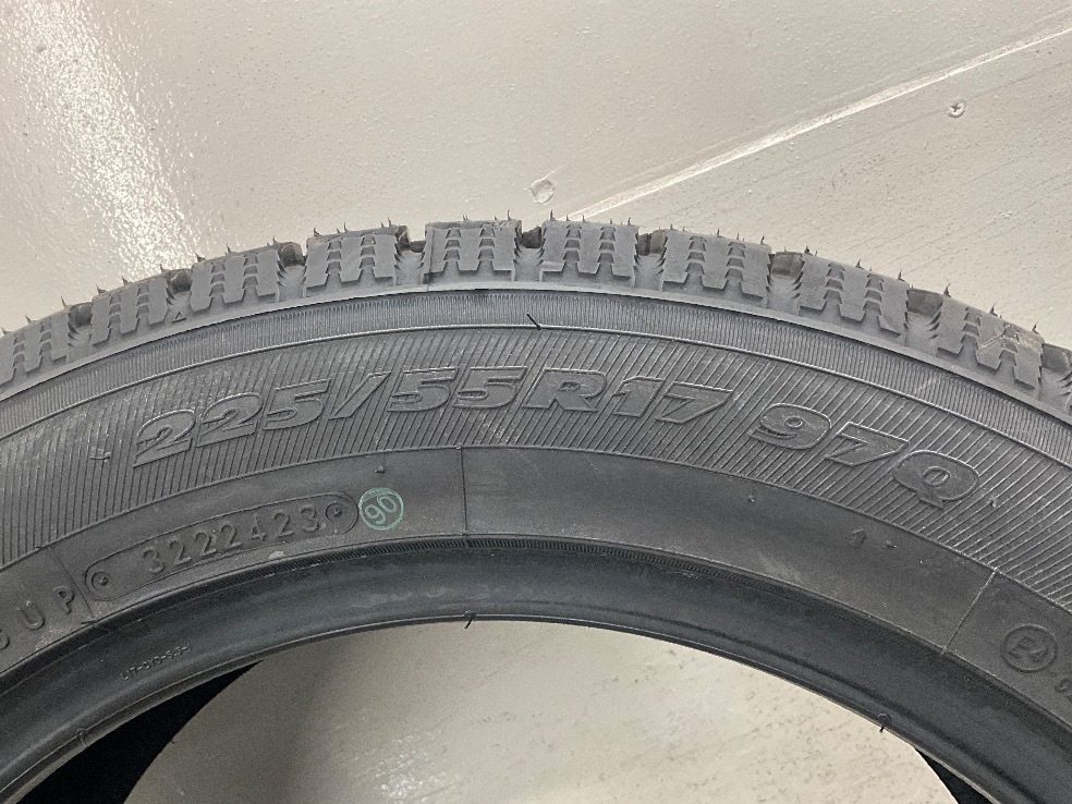 新品タイヤ 処分特価 4本セット 225/55R17 97Q トーヨー OBSERVE GARIT GIZ 冬 スタッドレス 225/55/17 アテンザ b14099_画像7