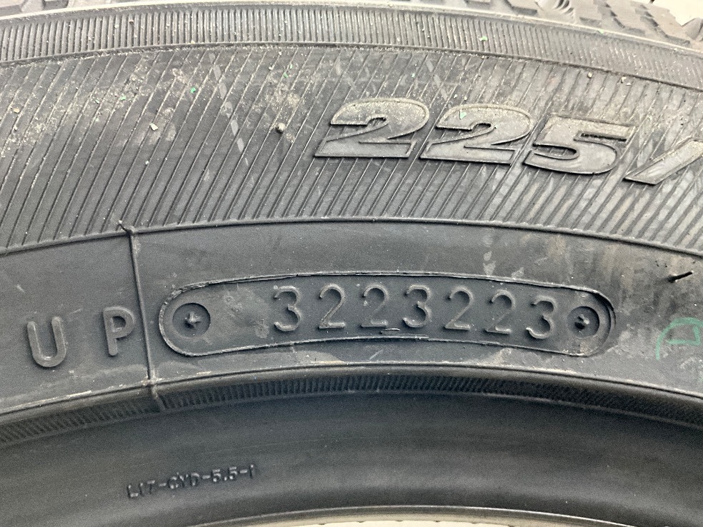 新品タイヤ 処分特価 2本セット 225/55R17 97Q トーヨー OBSERVE GARIT GIZ 冬 スタッドレス 225/55/17 XV b14114_画像3