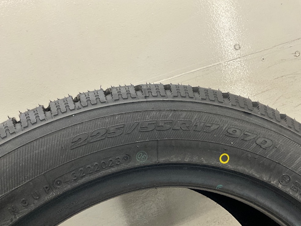 新品タイヤ 処分特価 2本セット 225/55R17 97Q トーヨー OBSERVE GARIT GIZ 冬 スタッドレス 225/55/17 XV b14114_画像5