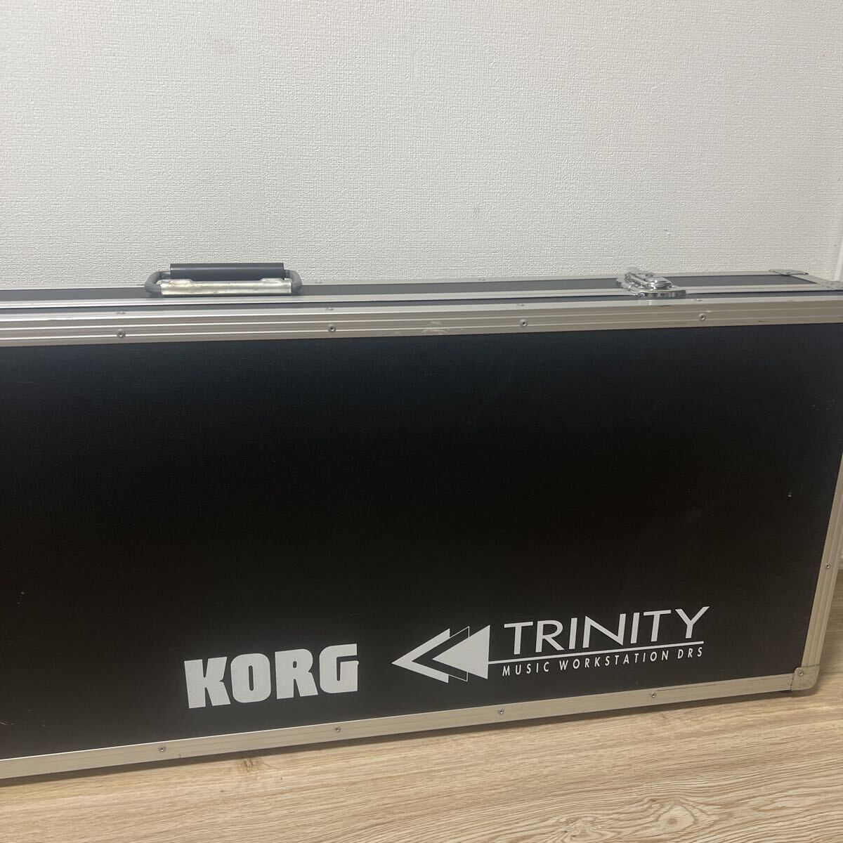 KORG TRINITY 61鍵 シンセサイザー キーボード 通電のみ確認, 音出しは未確認です。(ハードケース付 )_画像2