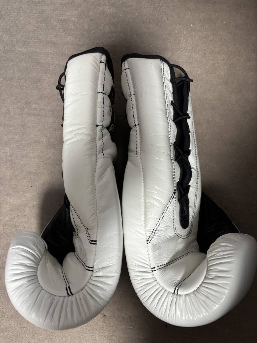 レイジェス reyes スパーリング用トレーニンググローブ白色 紐式 12oz 美品！送料無料！_画像8