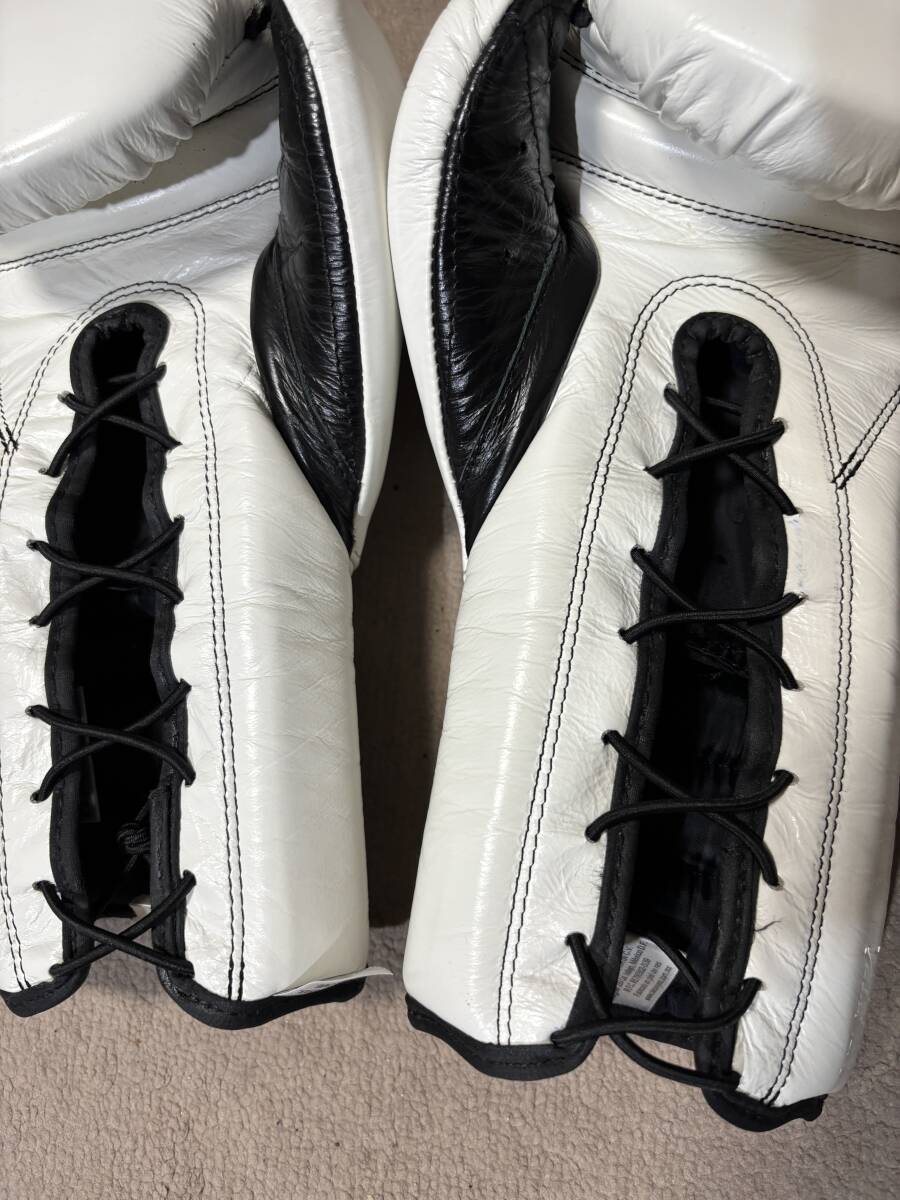 レイジェス reyes スパーリング用トレーニンググローブ白色 紐式 12oz 美品！送料無料！_画像5