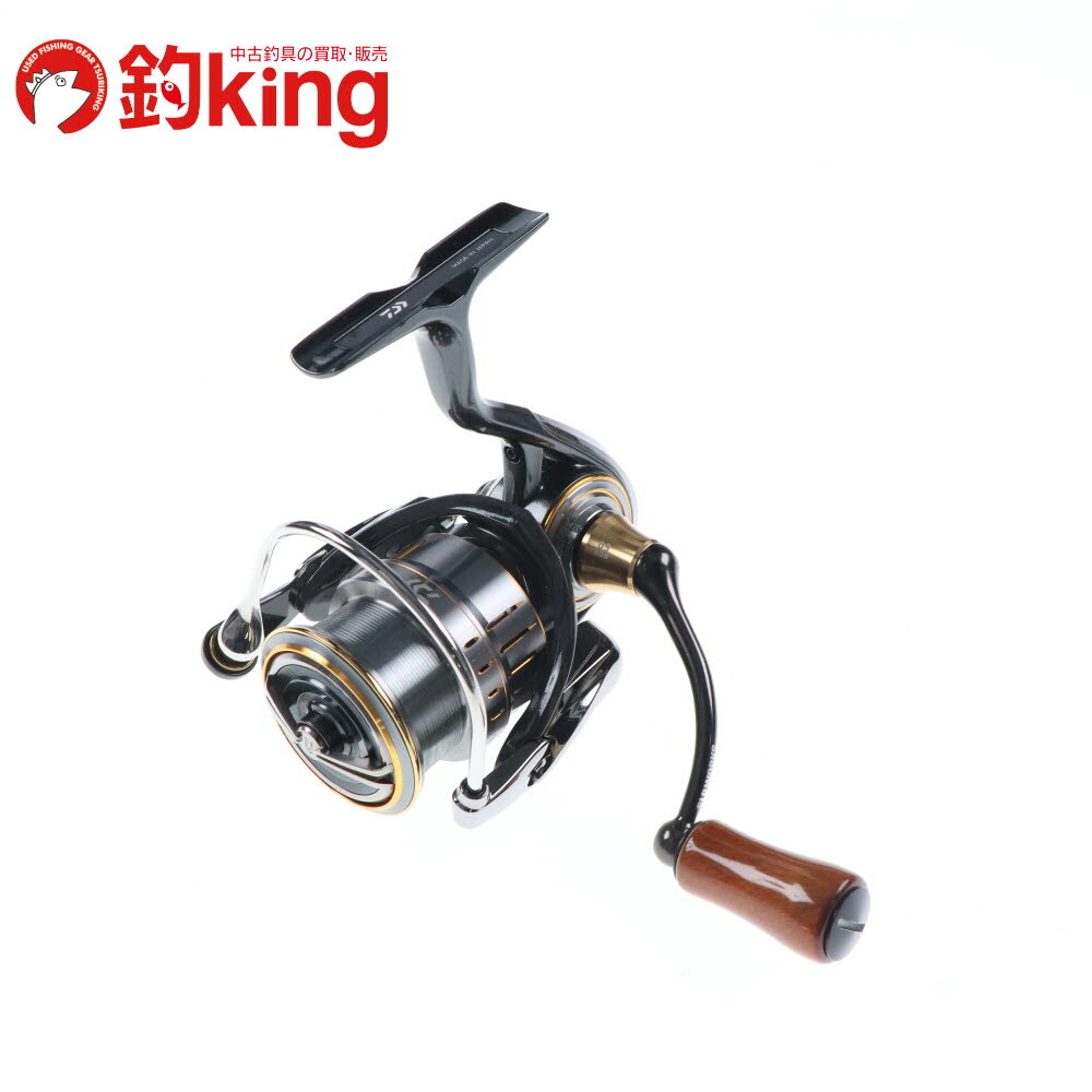 ダイワ 21 ルビアス エアリティ FC LT 2500S RCS 50 ハンドル、カスタムノブ付 /Z223M 美品 アオリイカ エギング ライトゲーム_画像3