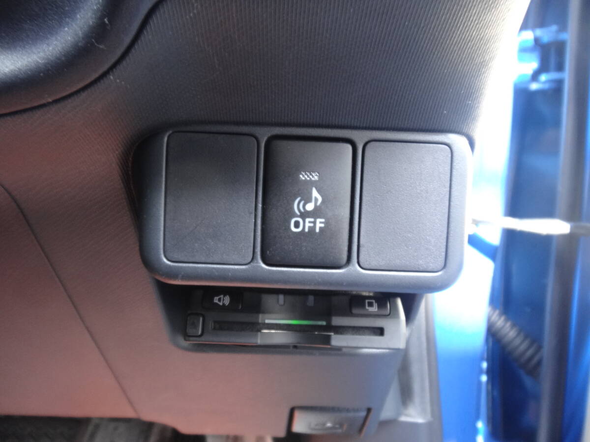 ◆機関走行良好【全国販売〇/全国陸送〇/低走5.3万】アクア 上級「G」スマートキー/Pスタート/革ハンドル/ステリモ/純正ナビ/Bカメ/BT接続_画像8