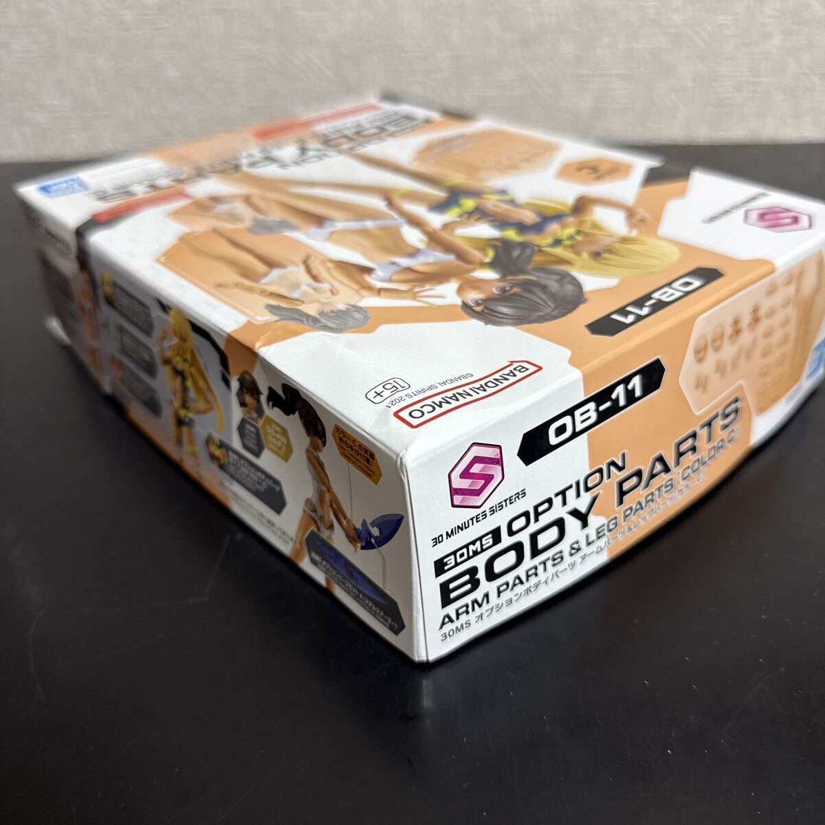 未組立　プラモデルオプションボディパーツ アームパーツ＆レッグパーツ カラーC 「30 MINUTES SISTERS」_画像5