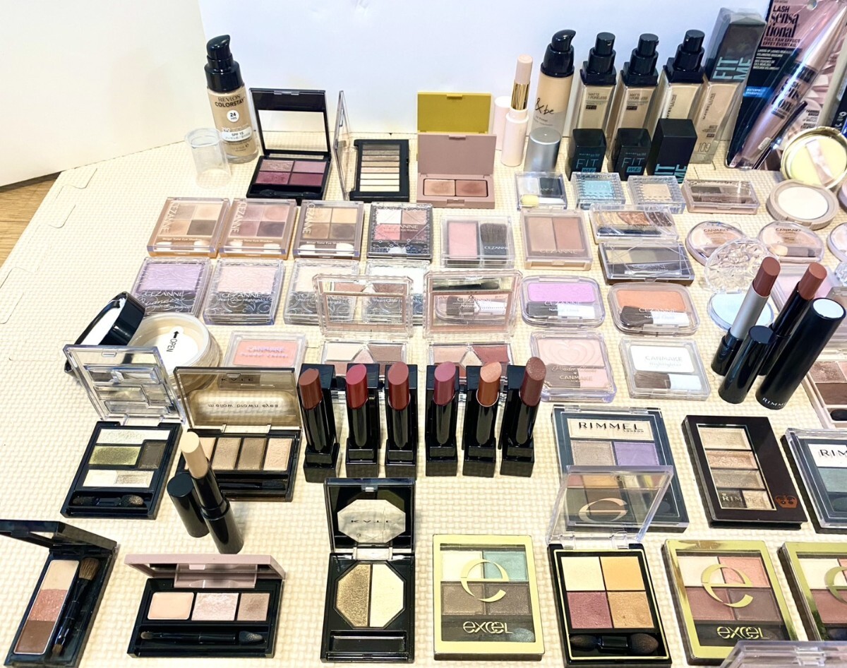 未使用 あり プチプラ コスメ 化粧品 CANMAKE セザンヌ EXCEL Visee 口紅 アイシャドウ まとめて 大量 いろいろ_画像2